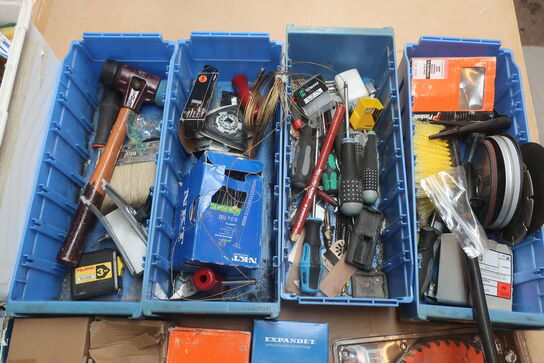 Værktøj, skruer, glasbånd m.m.