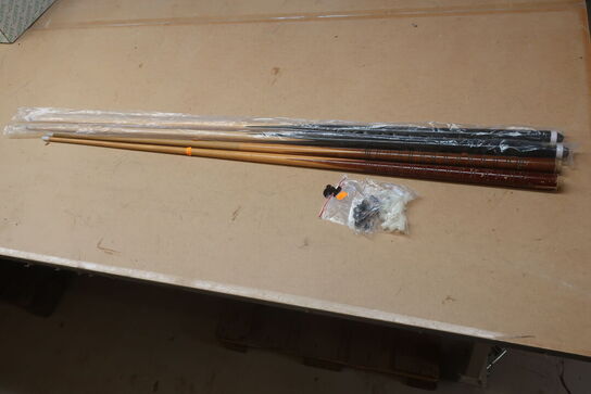 4 stk.billardkøer, med tilbehør 