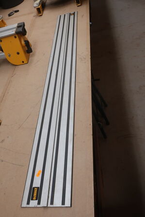 Rundsav DEWALT DCS520