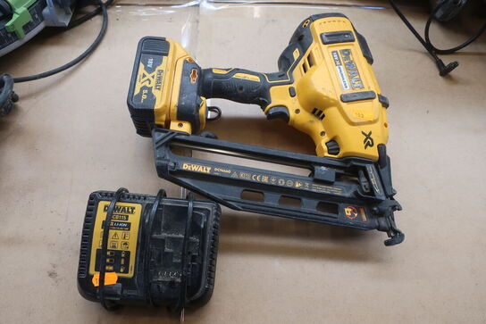 Sømpistol DEWALT DCN660