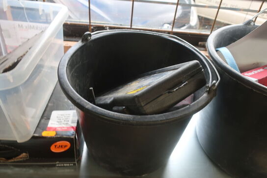 Div. Skruer, gevindstænger, klinger m.m.