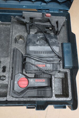 Linjelaser BOSCH GLL 3-80 CG