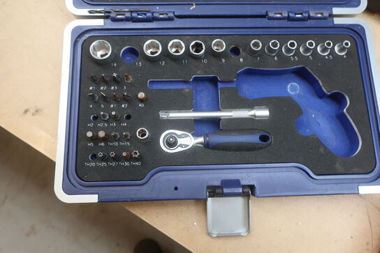 Topnøglesæt,bor og pakninger