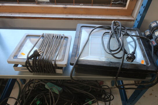 2 stk. led arbejdslamper STROXX og BESLACO