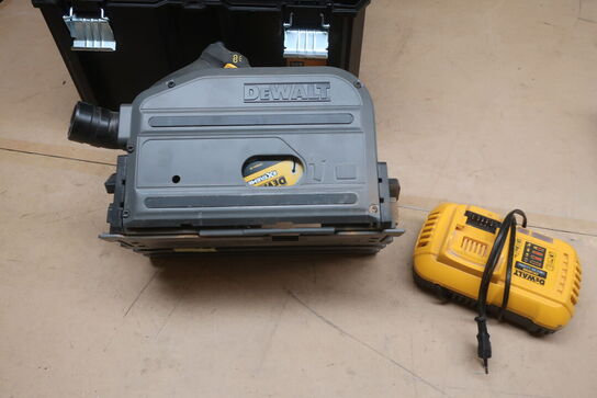 Rundsav DEWALT DCS520