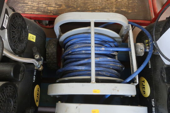 Kompressor TJEP 50/30-4 med slangeopruller