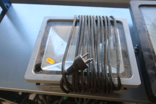 2 stk. led arbejdslamper STROXX og BESLACO