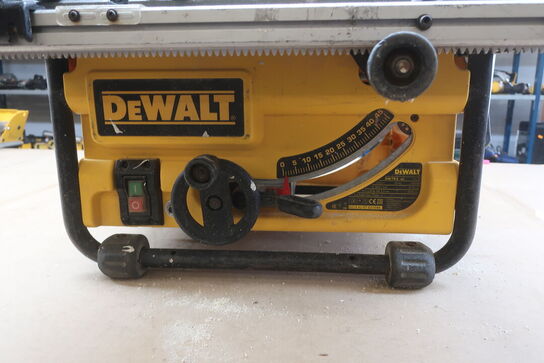 Bordrundsav DEWALT DW745 - QS