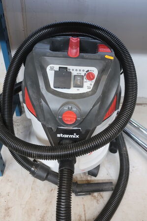 Støvsuger STARMIX ENERGETIC APDH - 1420 DK