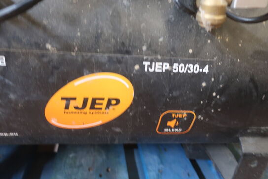 Kompressor TJEP 50/30-4 med slangeopruller