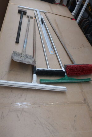 Vinkel, mukkert og haveredskaber