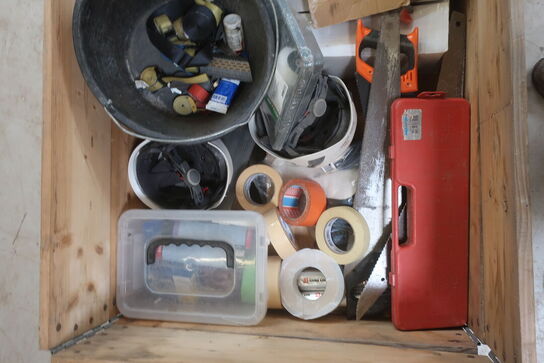Fuge, tape,værktøj m.m.