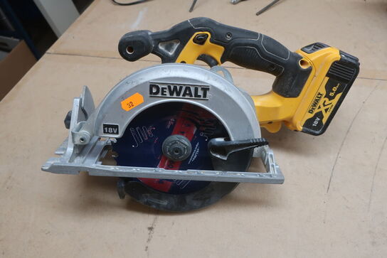 Rundsav DEWALT DCS 391