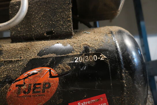 Kompressor TJEP 20/300-2 med slange 