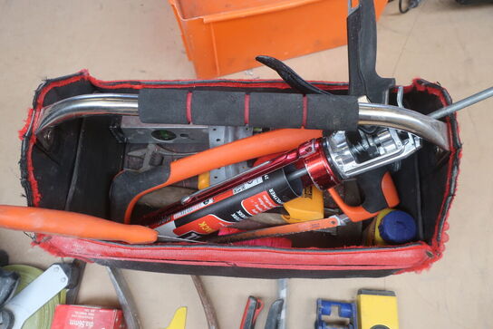 Div. Værktøj, tape, poser m.m.