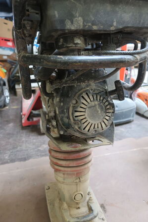 Jordlopper DYNAPAC LT6000