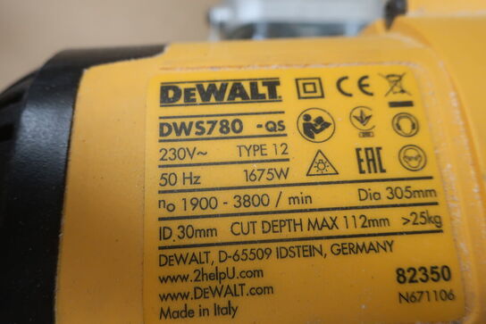 Kap/geringssav DEWALT DWS780 -QS med arbejdsbord