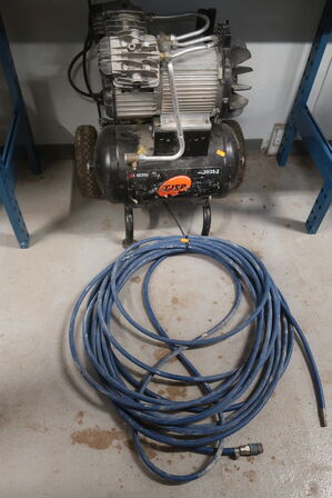 Kompressor TJEP 20/25-2 med slange 