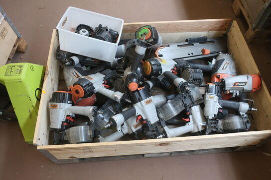 Indhold på palle, trykluftpistoler defekte