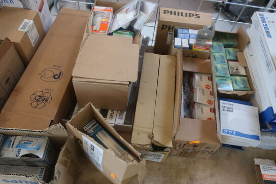 Div. pære og lamper