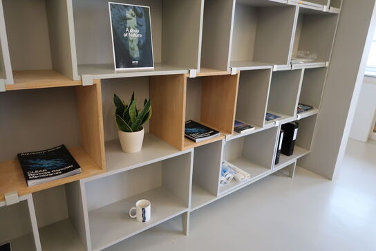 Reolsystem MUUTO Stacked uden indhold