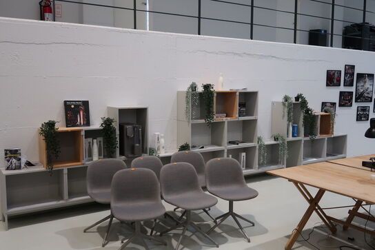 Reolsystem MUUTO Stacked uden indhold