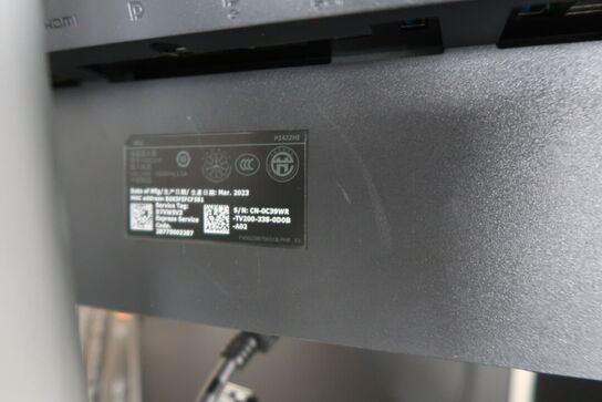 2 stk. computerskærme DELL P2422HE, dockingstation LENOVO Thinkpad, tastatur, mus