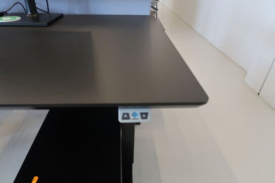 El. hæve/sænke skrivebord uden indhold med skuffemodul