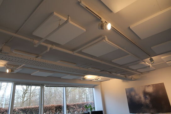 2 stk. skinner med 4 stk. LED-spots SUNFLUX 35W Track Light