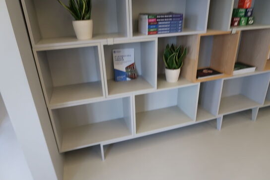 Reolsystem MUUTO Stacked uden indhold