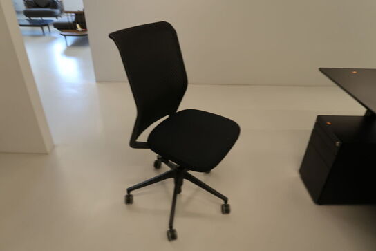 Kontorstol VITRA ID Mesh af Antonio Citterio