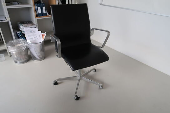 Kontorstol OXFORD lav ryg af Arne Jacobsen