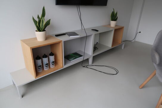 Reolsystem MUUTO Stacked uden indhold