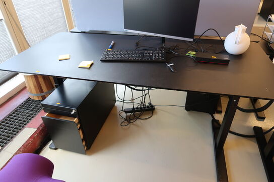 El. hæve/sænke skrivebord PAUSTIAN uden indhold samt skuffemodul