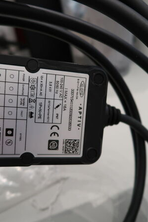 Lader til elbil MERCEDES-BENZ