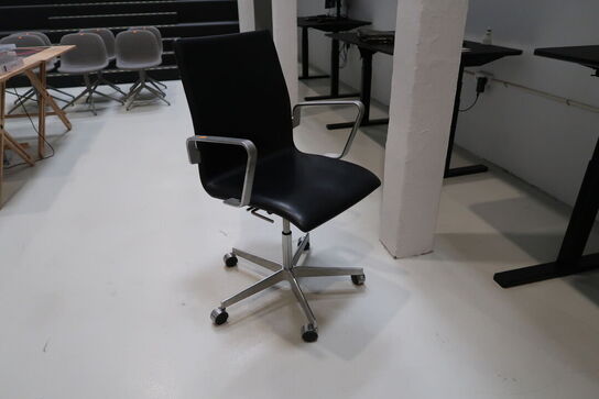 Kontorstol OXFORD lav ryg af Arne Jacobsen
