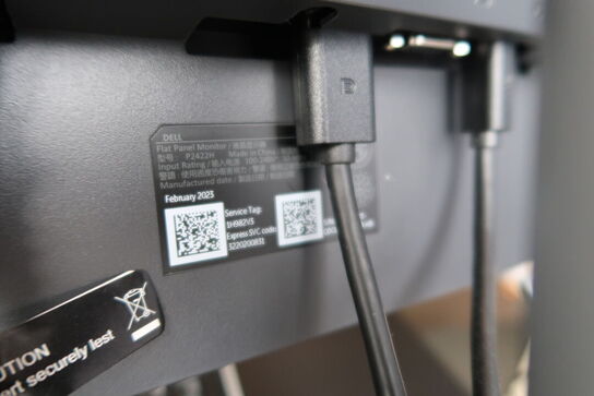 2 stk. computerskærme DELL P2422HE, tastatur, mus, rollermouse