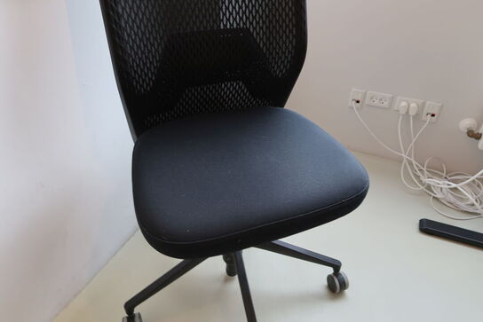 Kontorstol VITRA ID Mesh af Antonio Citterio