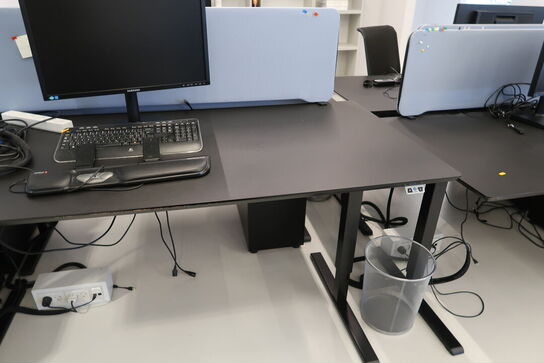 El. hæve/sænke skrivebord uden indhold med afskærmning samt skuffemodul