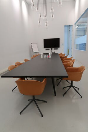 Mødebord 