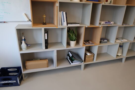 Reolsystem MUUTO Stacked uden indhold