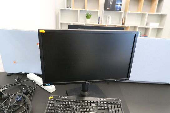 Computerskærm SAMSUNG S23C45, tastatur
