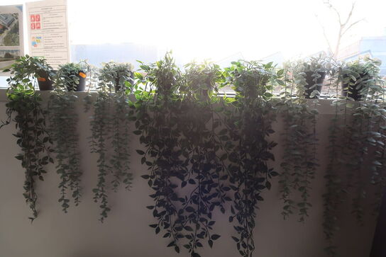 Div. Kunstige planter i krukke