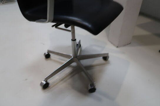 Kontorstol OXFORD lav ryg af Arne Jacobsen