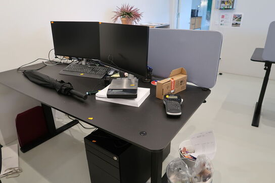 El. hæve/sænke skrivebord PAUSTIAN uden indhold med afskærmning samt skuffemodul