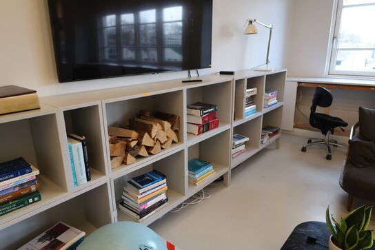 Reolsystem MUUTO Stacked uden indhold