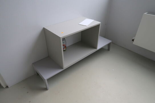 Reolsystem MUUTO Stacked uden indhold