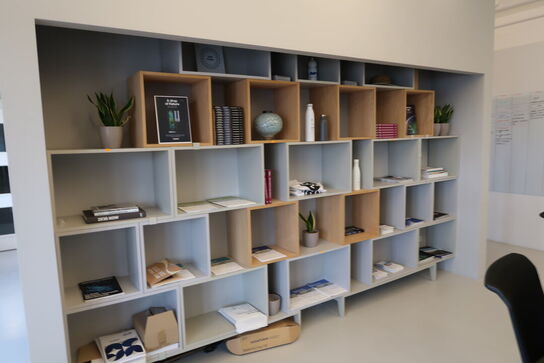 Reolsystem MUUTO Stacked uden indhold