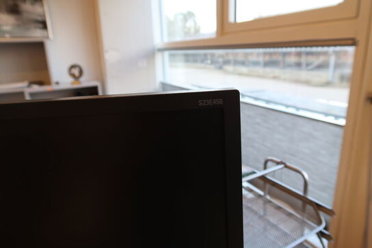 2 stk. computerskærme SAMSUNG S24E450, dockingstation LENOVO Thinkpad, tastatur