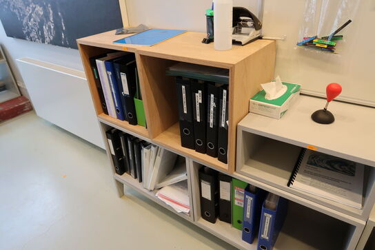 Reolsystem MUUTO Stacked uden indhold